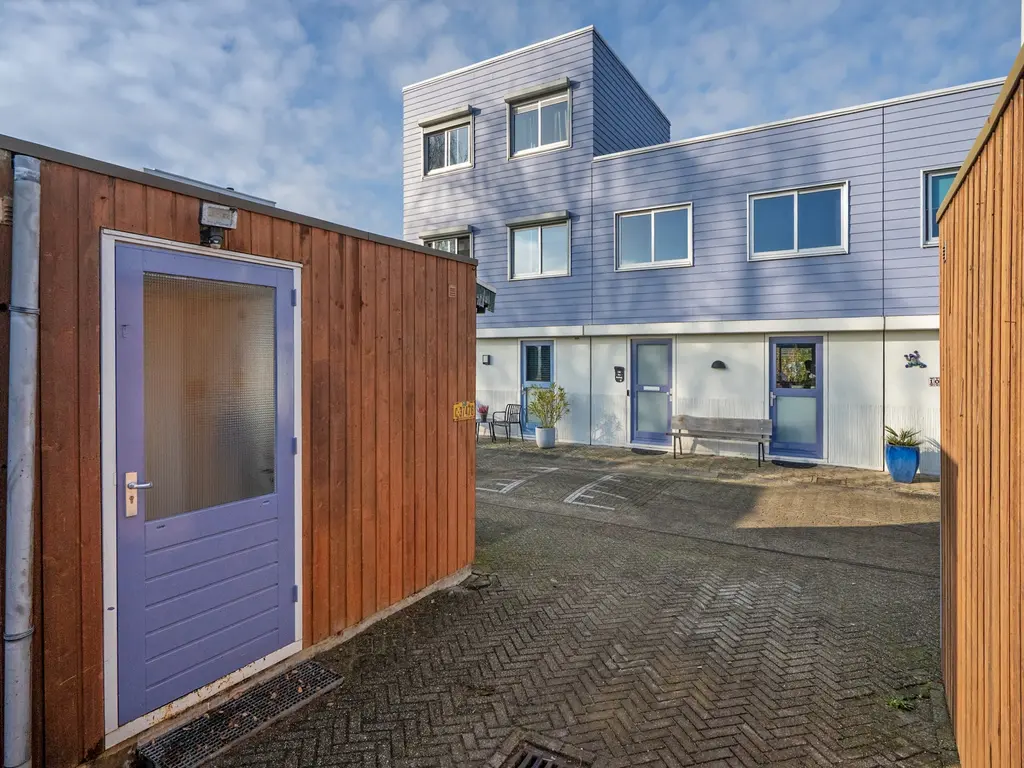 De Voswater 12, 'S-GRAVENHAGE