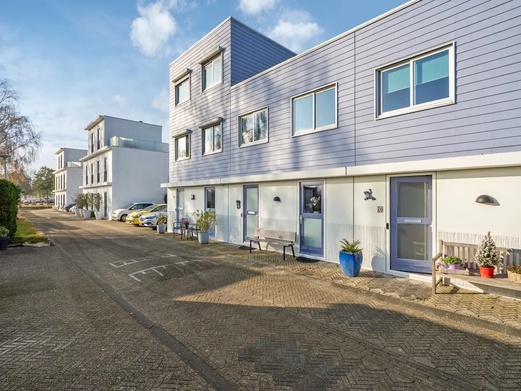 De Voswater 12, 'S-GRAVENHAGE