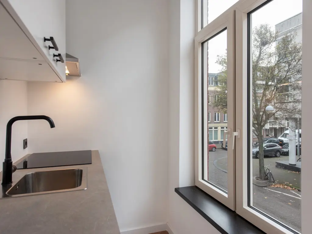 Glasblazerslaan 1, 'S-GRAVENHAGE