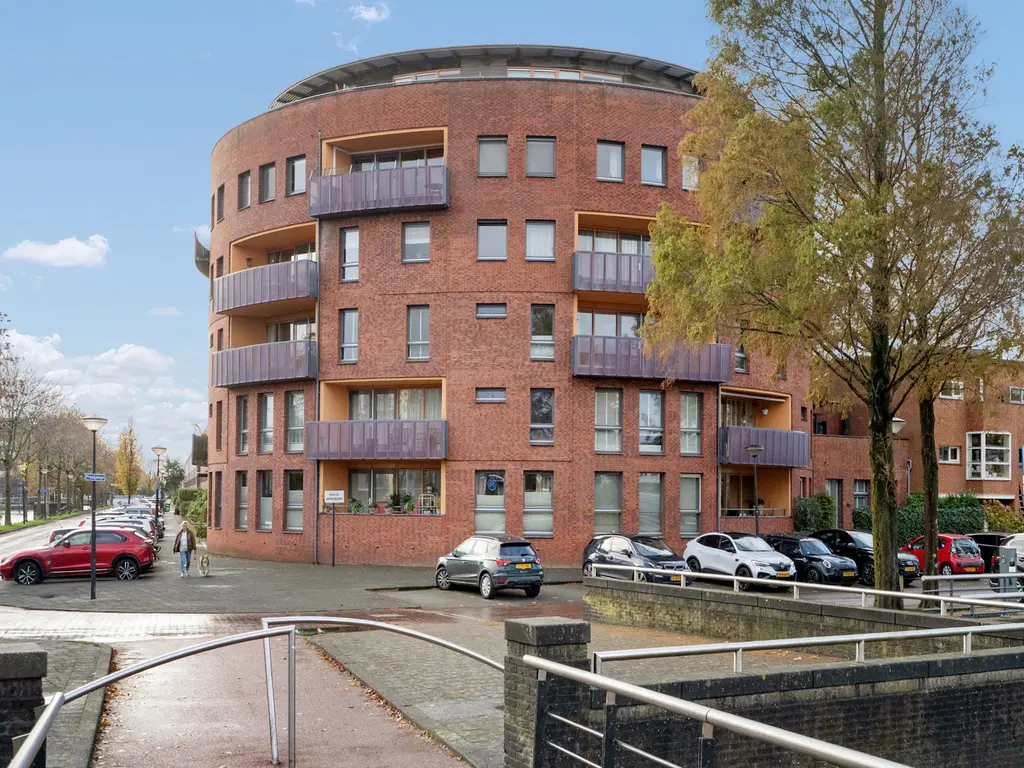 Praagsingel 97, 'S-GRAVENHAGE