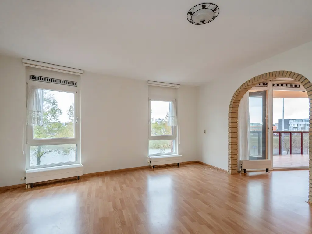 Praagsingel 97, 'S-GRAVENHAGE