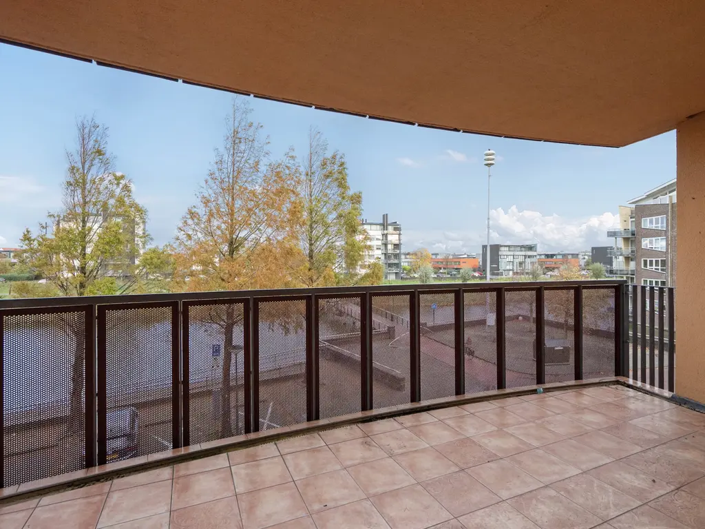 Praagsingel 97, 'S-GRAVENHAGE