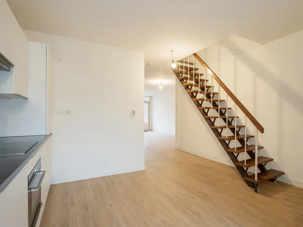 Strawinskylaan 21, DELFT