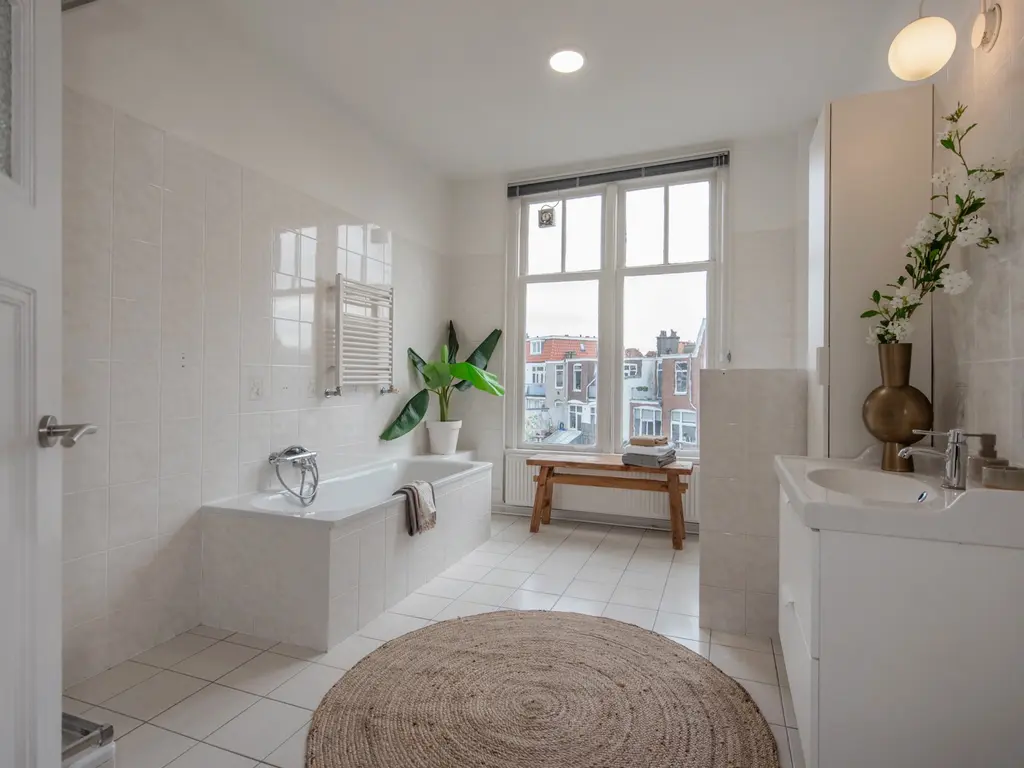 Valkenboslaan 22, 'S-GRAVENHAGE