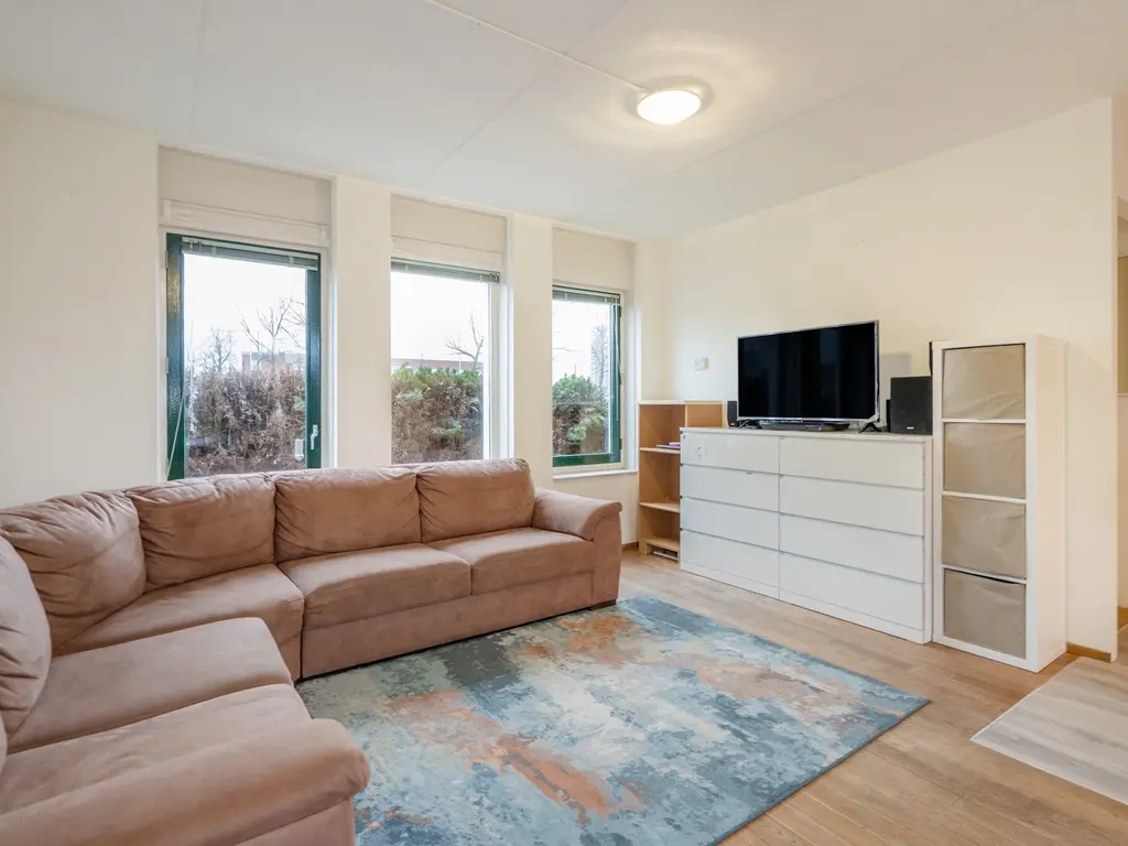 Bartholomeuslaan 18, NOOTDORP