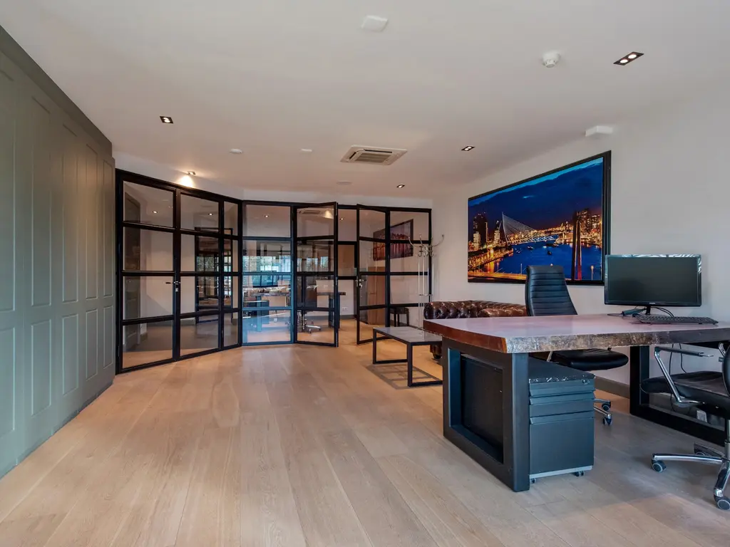 Prisma 28, 'S-Gravenhage