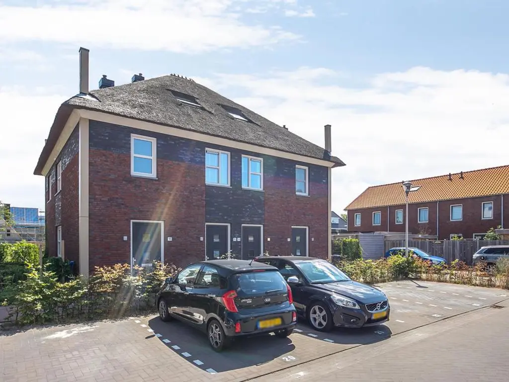 Brinklande 12, PIJNACKER