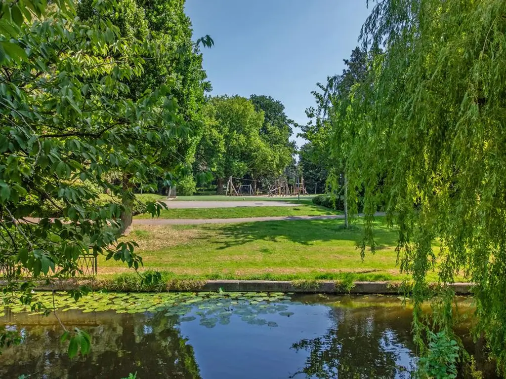 Sparrelaan 8, RIJSWIJK