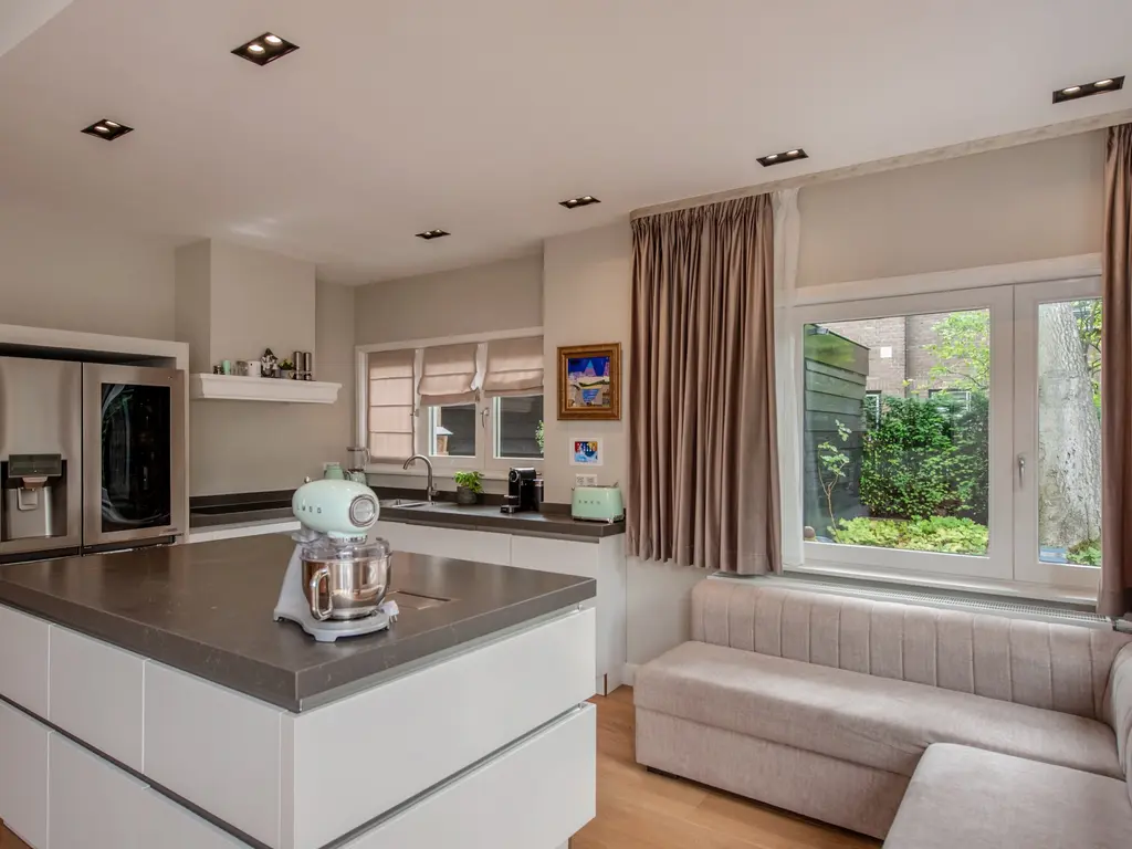 Van Bommellaan 8, WASSENAAR