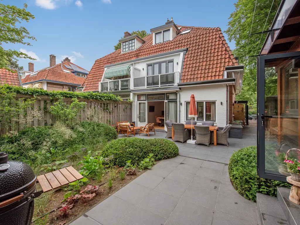 Van Bommellaan 8, WASSENAAR