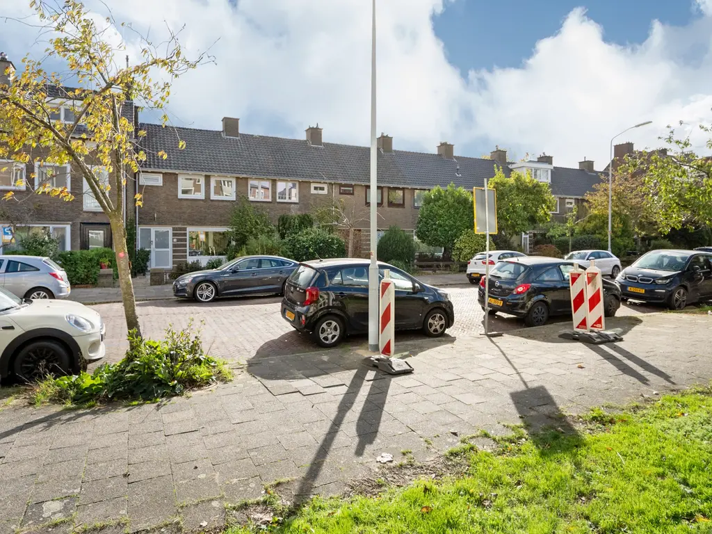 Nicolaas Beetslaan 30, VOORBURG