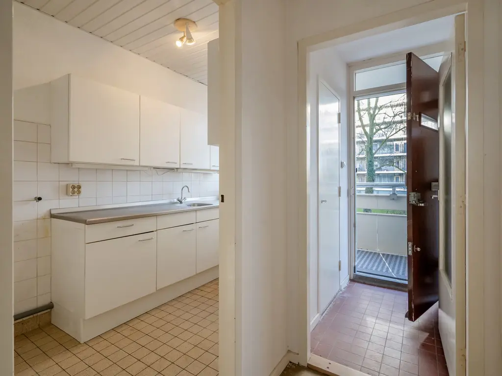 Isabellaland 844, 'S-GRAVENHAGE