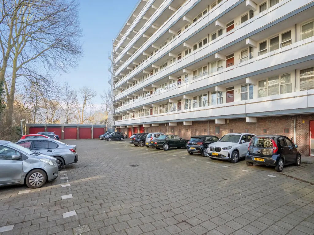 Isabellaland 844, 'S-GRAVENHAGE