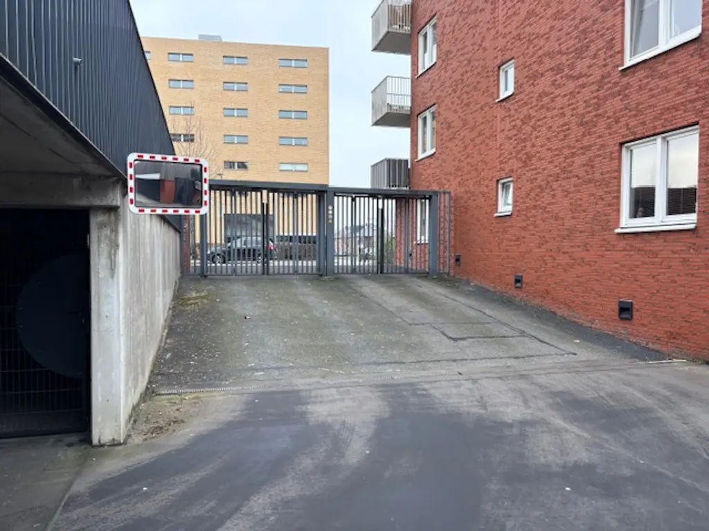 Cor Spaanlaan 3 , 'S-GRAVENHAGE