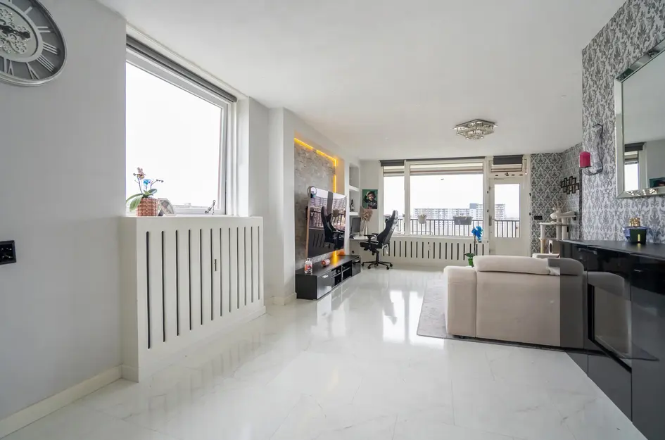 Hammarskjöldlaan 345