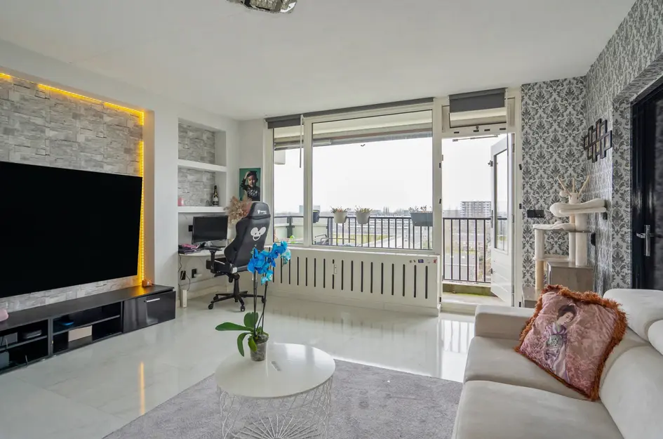 Hammarskjöldlaan 345