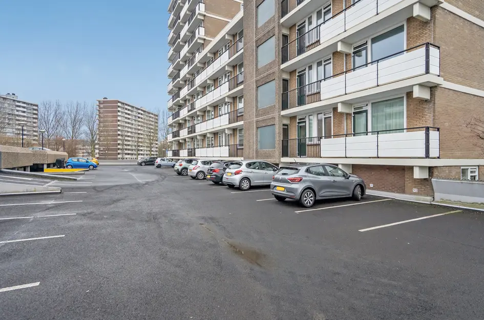 Hammarskjöldlaan 345