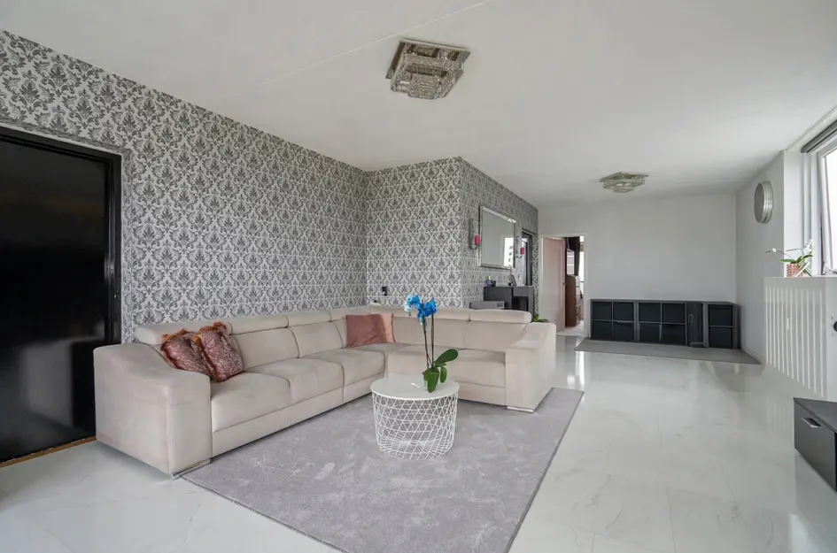 Hammarskjöldlaan 345