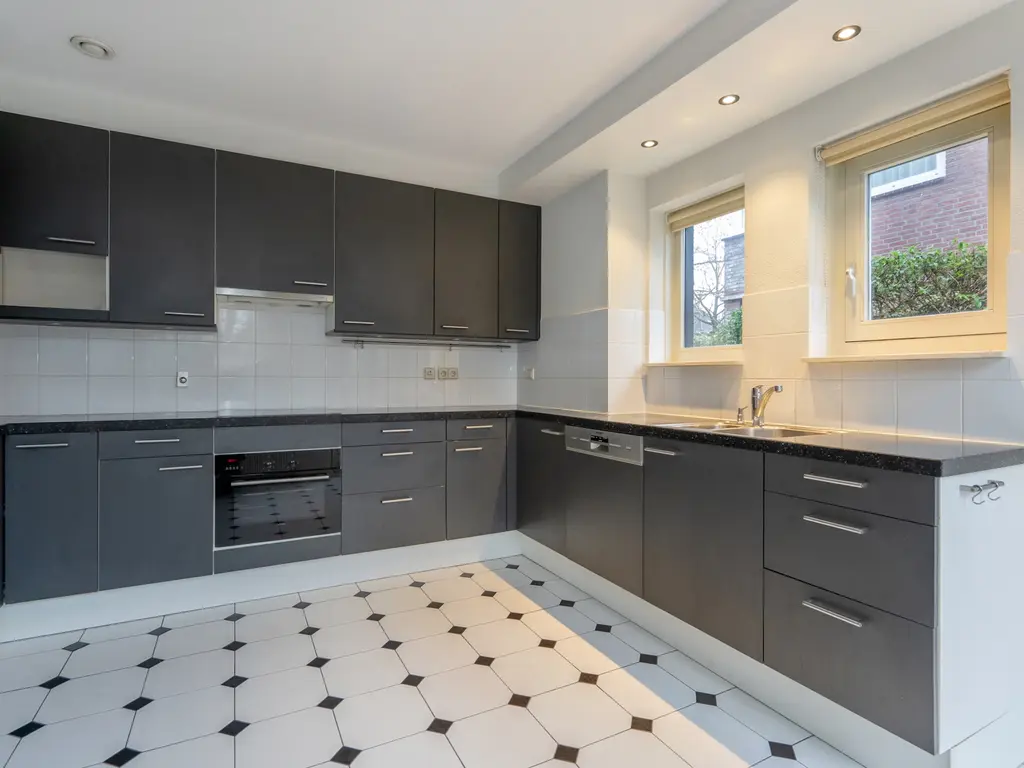 Wingerd 144, 'S-GRAVENHAGE