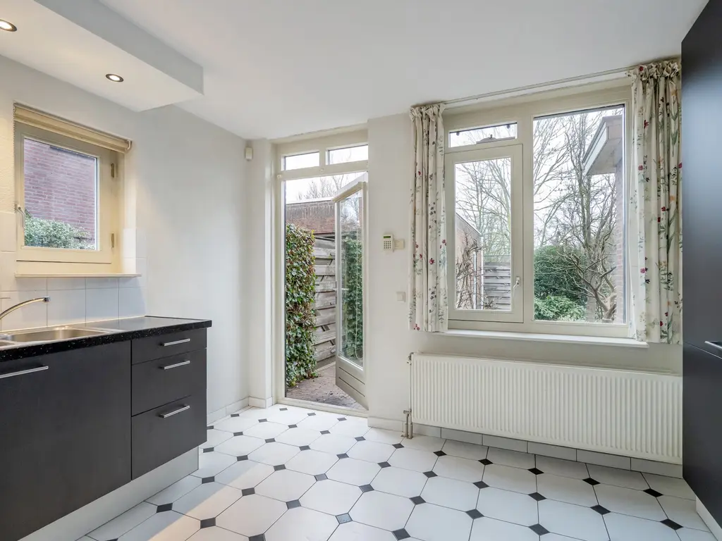 Wingerd 144, 'S-GRAVENHAGE