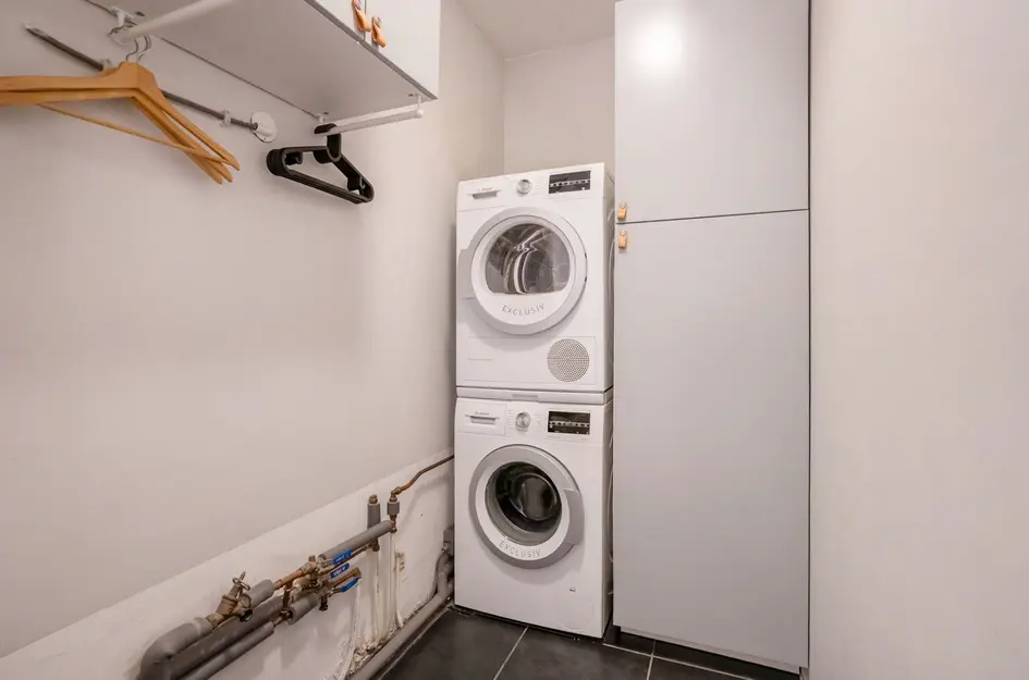 Hammarskjöldlaan 347