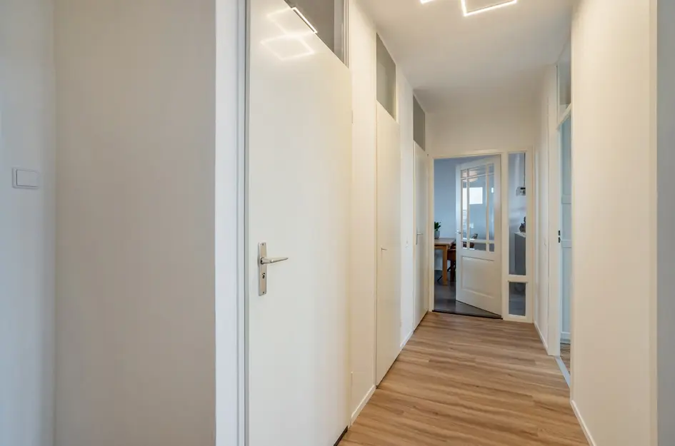 Hammarskjöldlaan 347