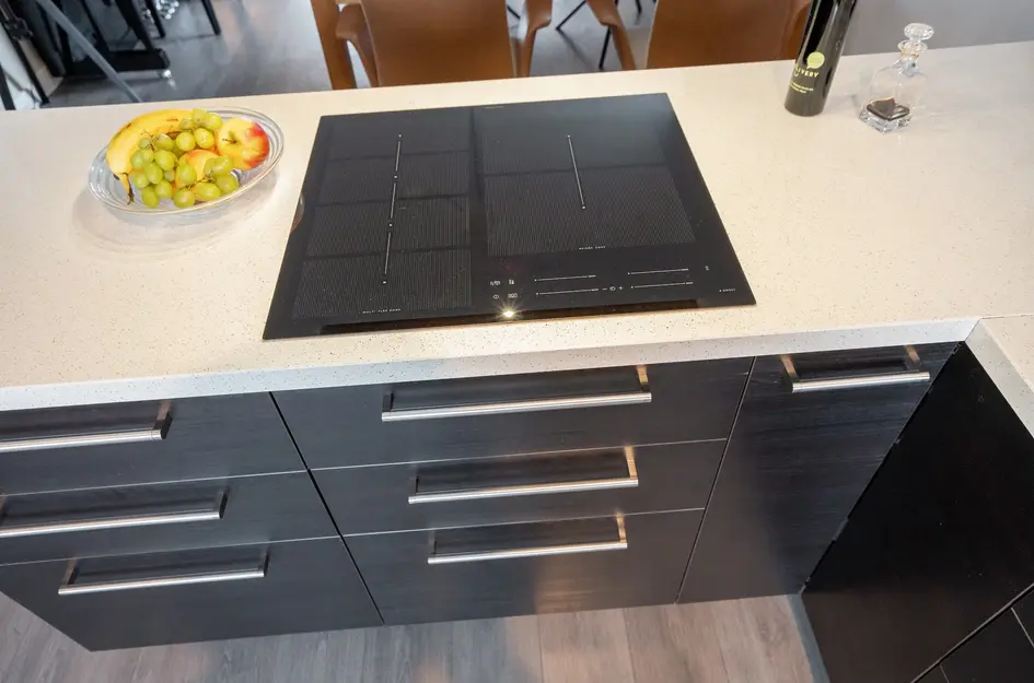 Hammarskjöldlaan 347