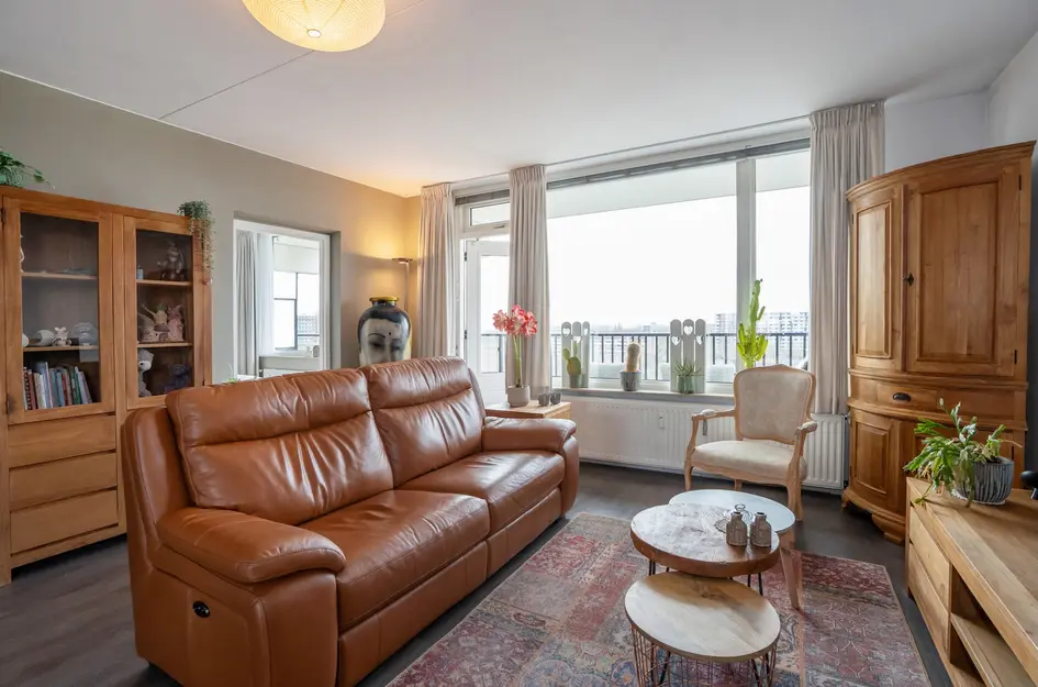 Hammarskjöldlaan 347