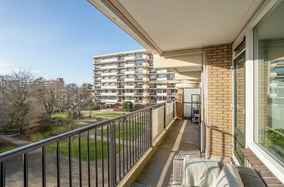 Hammarskjöldlaan 179