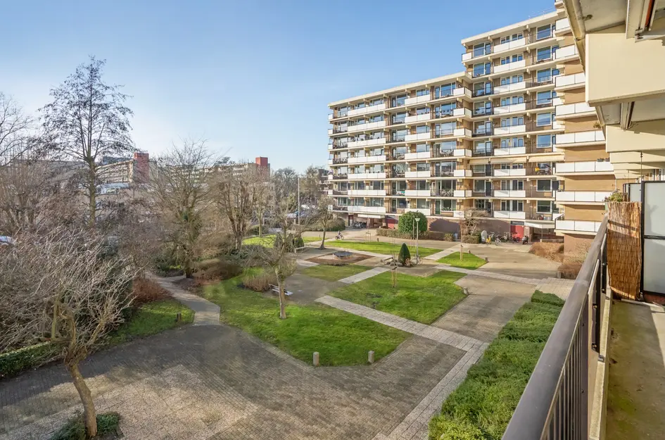 Hammarskjöldlaan 179