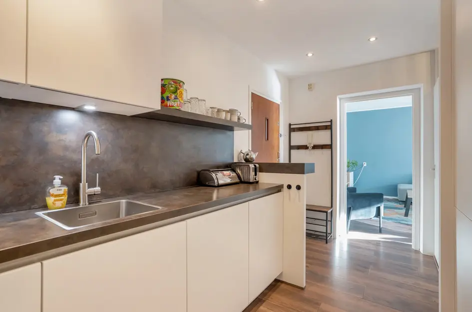 Hammarskjöldlaan 179