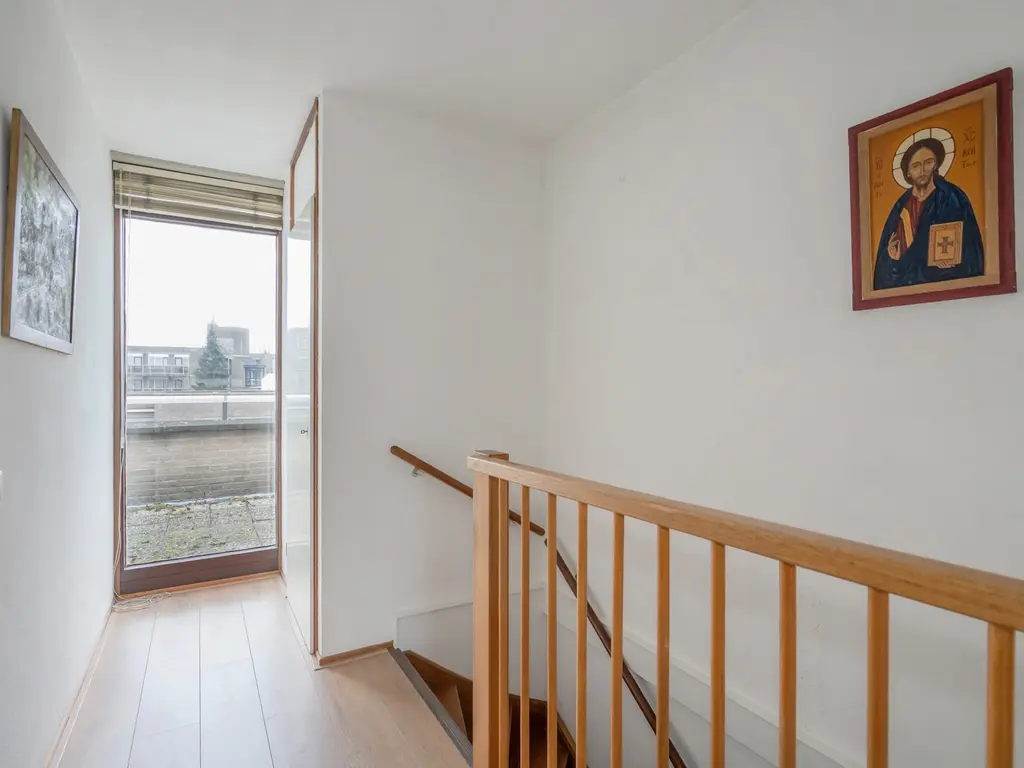 Oosteinde 60A, VOORBURG