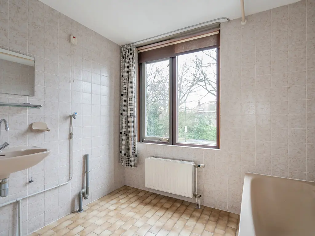 Oosteinde 60A, VOORBURG