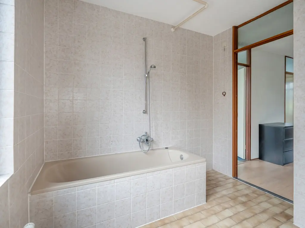 Oosteinde 60A, VOORBURG