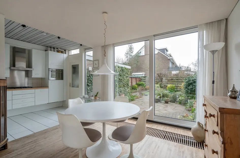 Sir Winston Churchilllaan 458