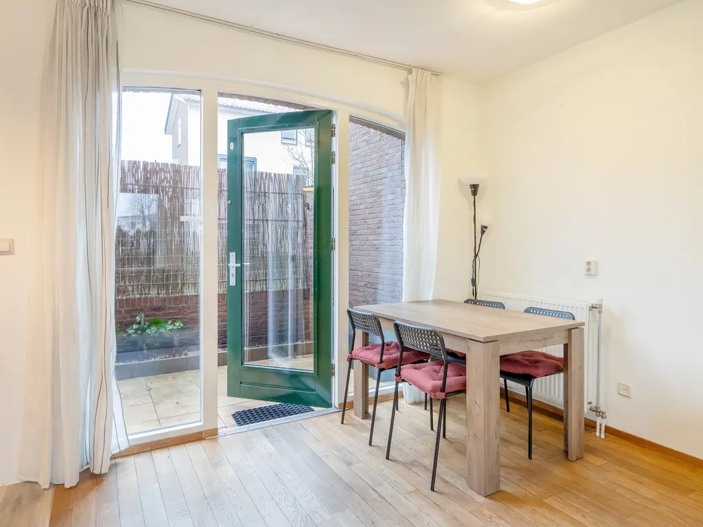 Bartholomeuslaan 18, NOOTDORP