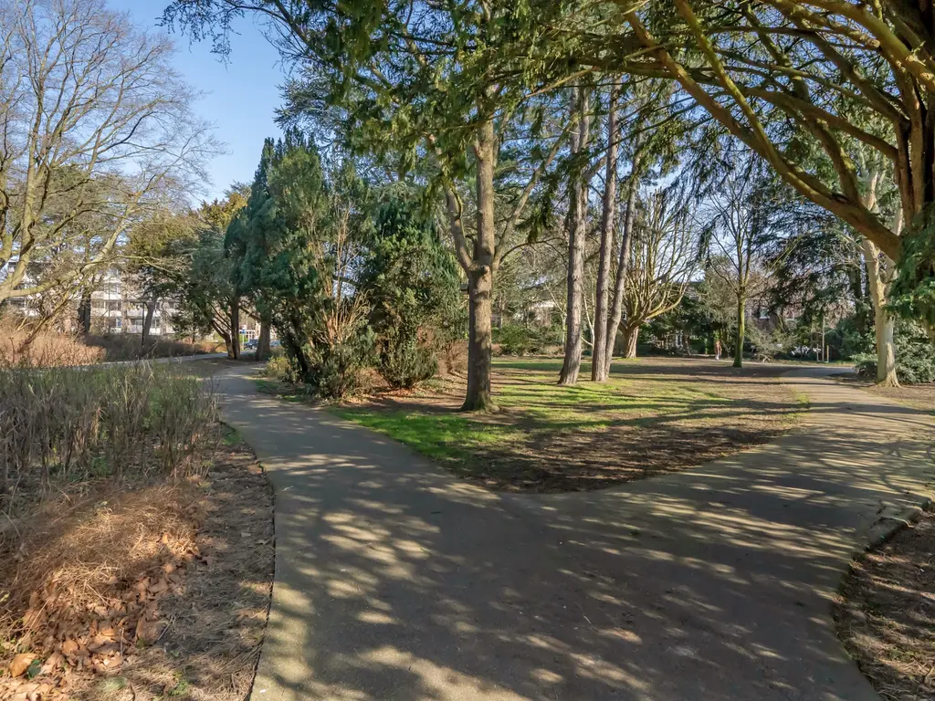 Sir Winston Churchilllaan 38, RIJSWIJK