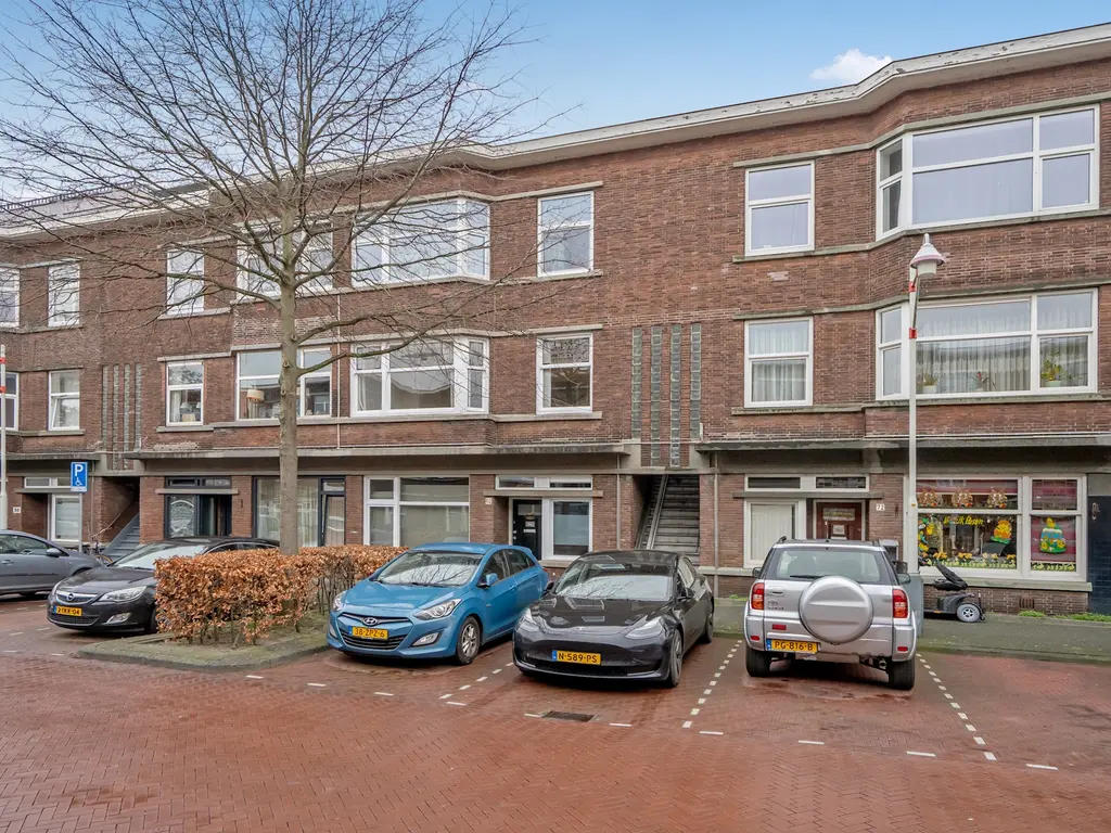Heelsumstraat 64, 'S-GRAVENHAGE