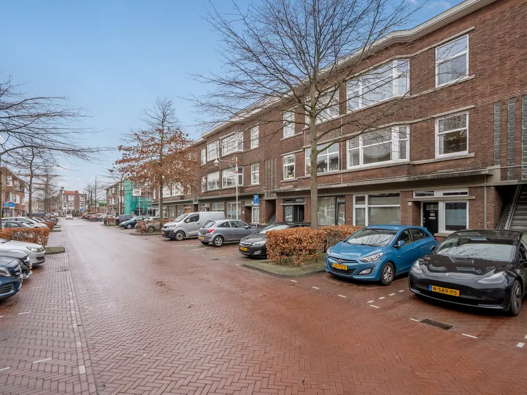 Heelsumstraat 64, 'S-GRAVENHAGE