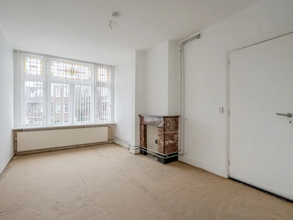 Heelsumstraat 64, 'S-GRAVENHAGE