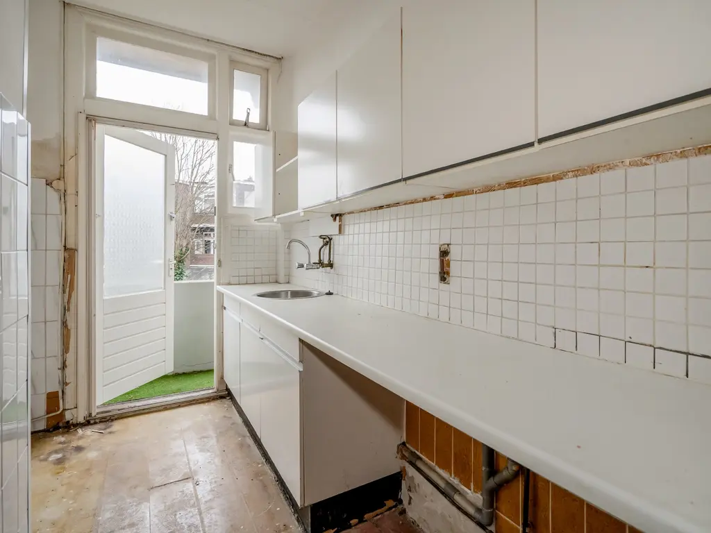 Heelsumstraat 64, 'S-GRAVENHAGE