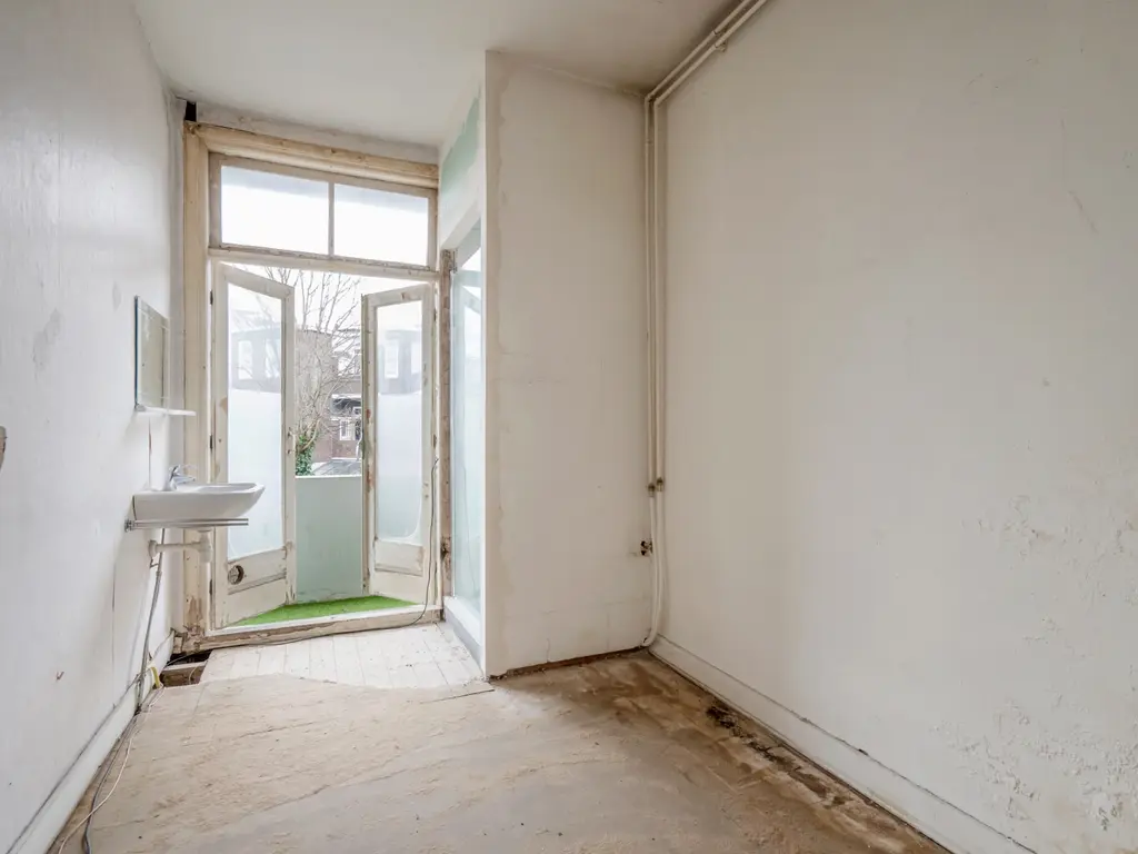 Heelsumstraat 64, 'S-GRAVENHAGE