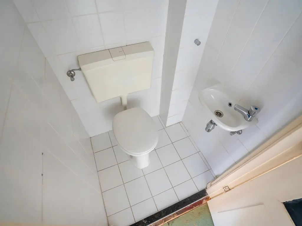 Johannes Camphuijsstraat 132, 'S-GRAVENHAGE