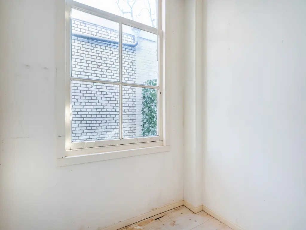 Johannes Camphuijsstraat 132, 'S-GRAVENHAGE