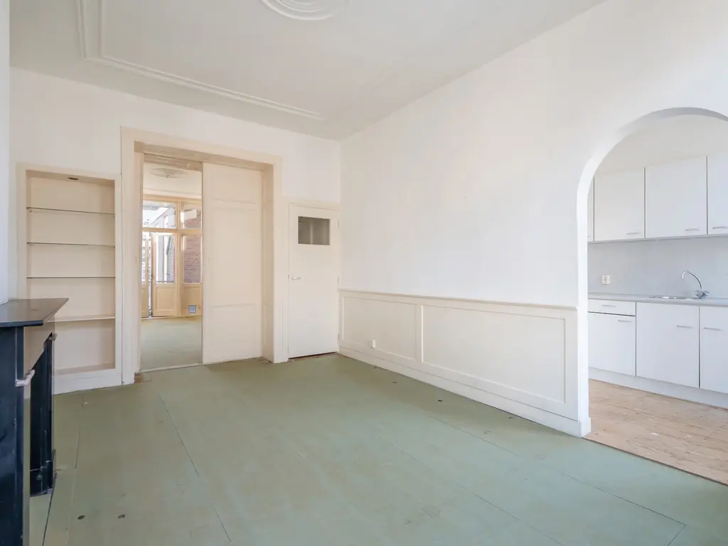 Johannes Camphuijsstraat 132, 'S-GRAVENHAGE