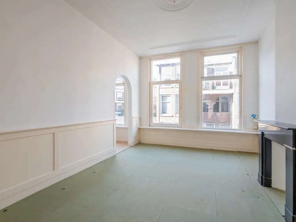 Johannes Camphuijsstraat 132, 'S-GRAVENHAGE