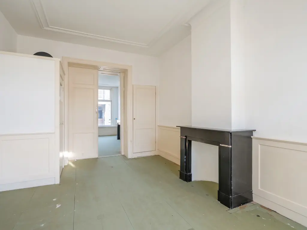 Johannes Camphuijsstraat 132, 'S-GRAVENHAGE