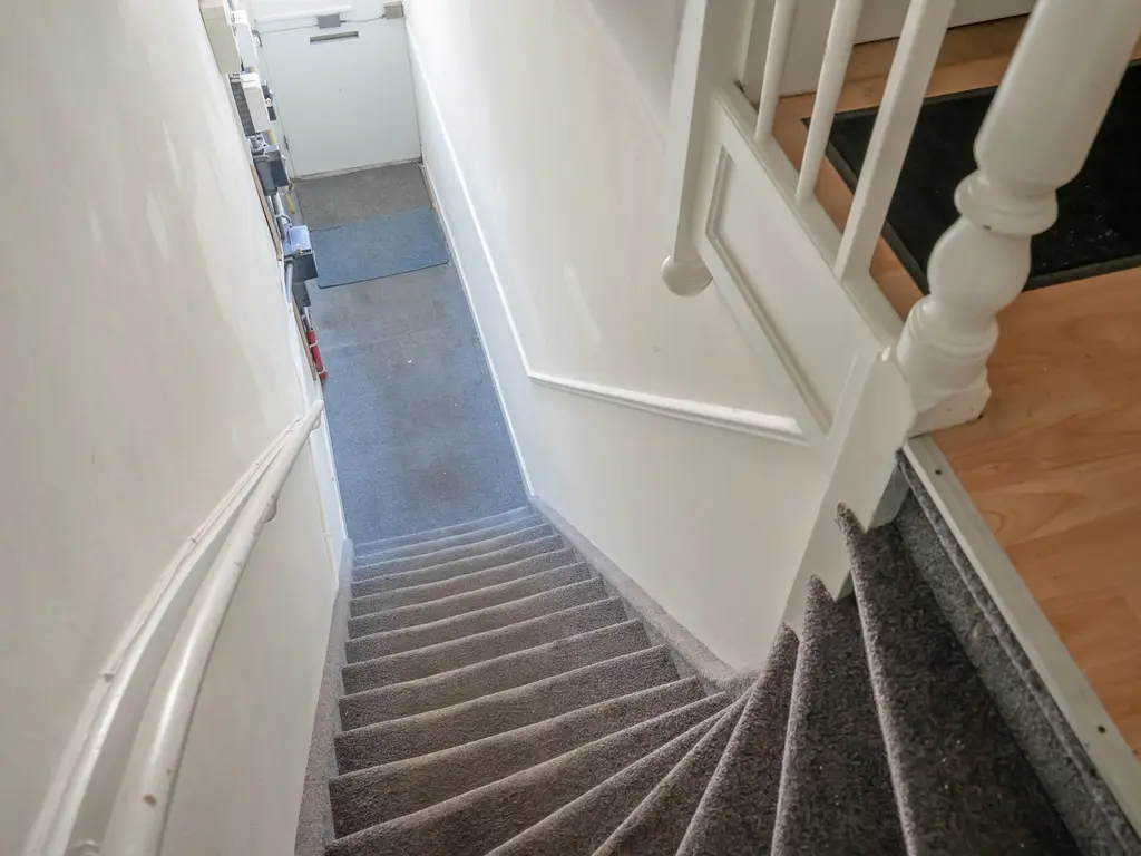 Johannes Camphuijsstraat 132, 'S-GRAVENHAGE