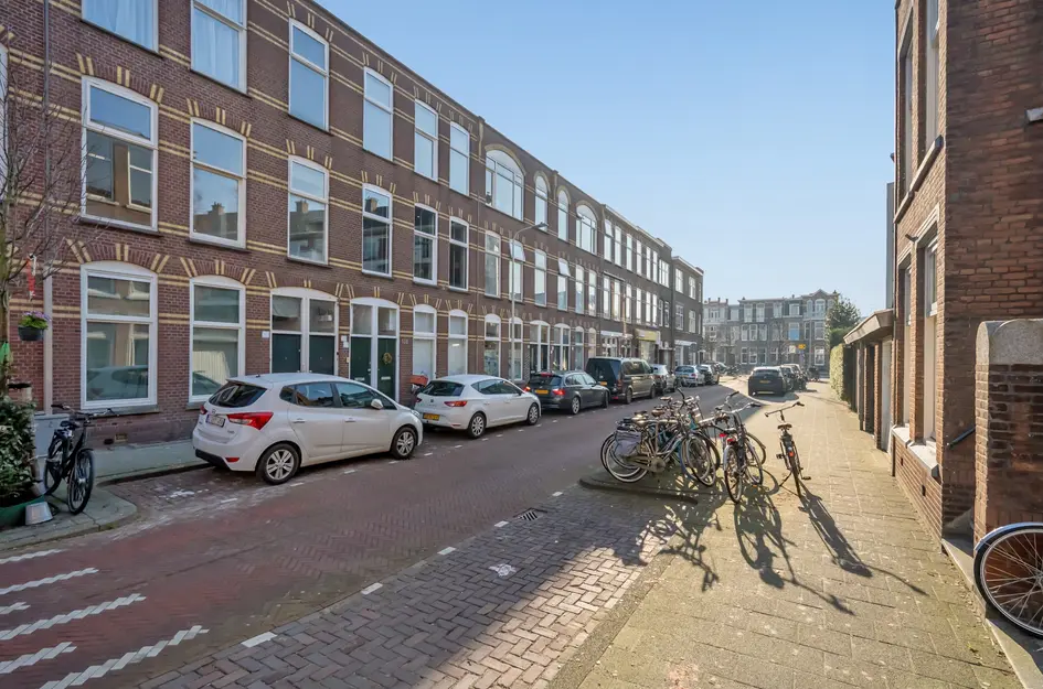 Johannes Camphuijsstraat 132