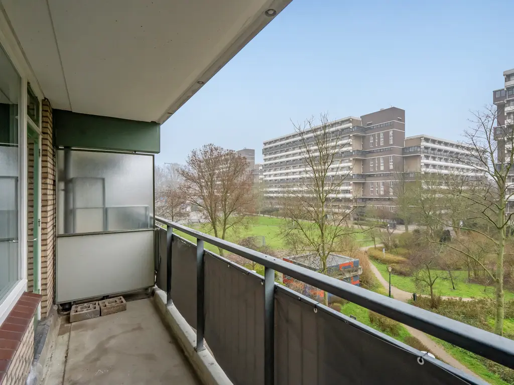 Steenvoordelaan 240, RIJSWIJK